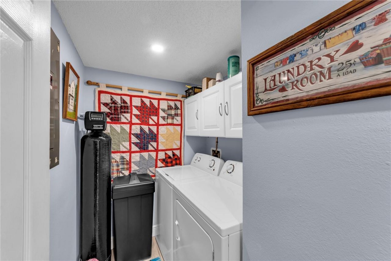 5849 Park St N, Unit 202, Saint Petersburg, FL 33709 Photo