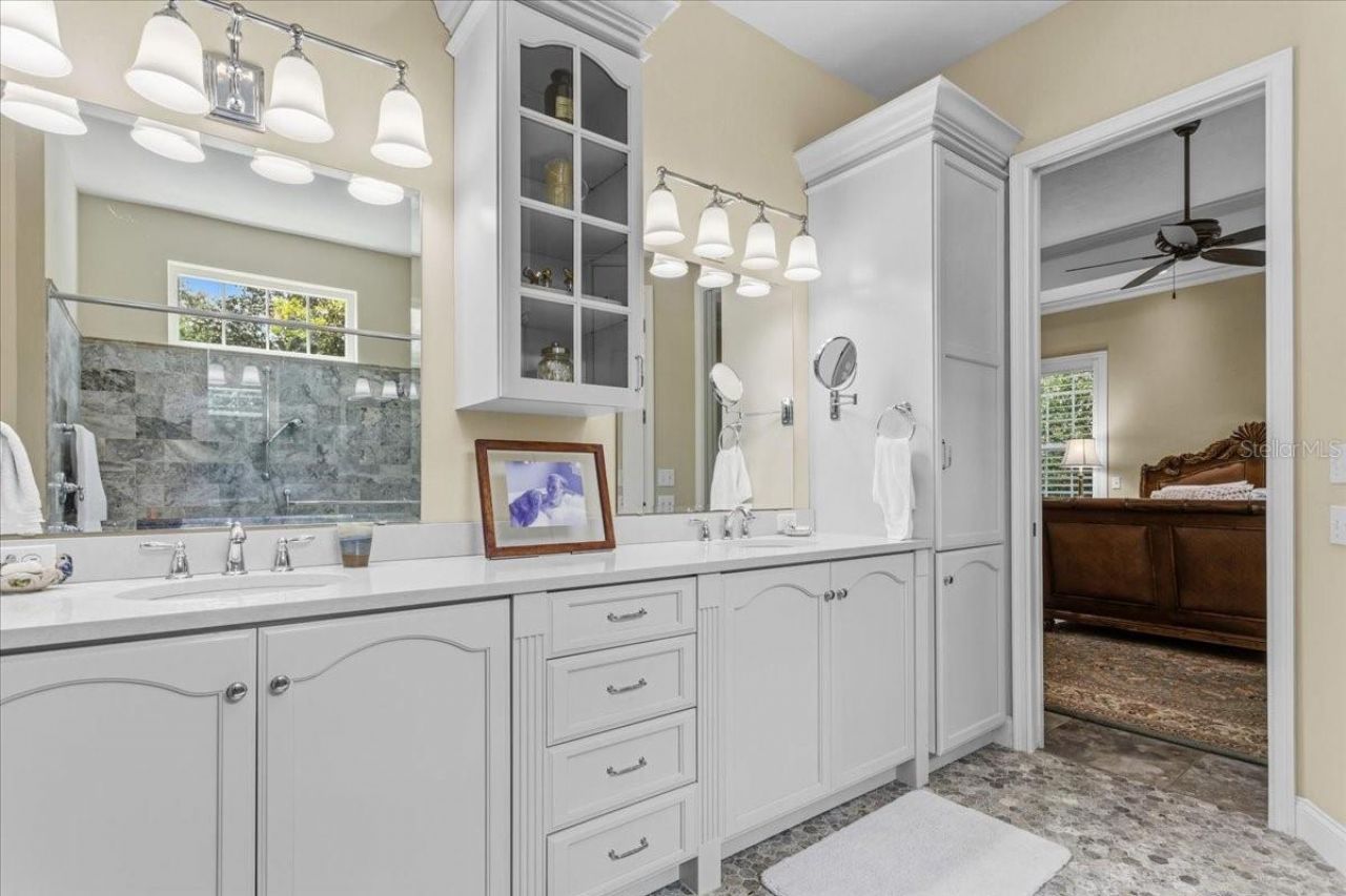 2772 NW 26th Place , Gainesville, FL 32605 Photo