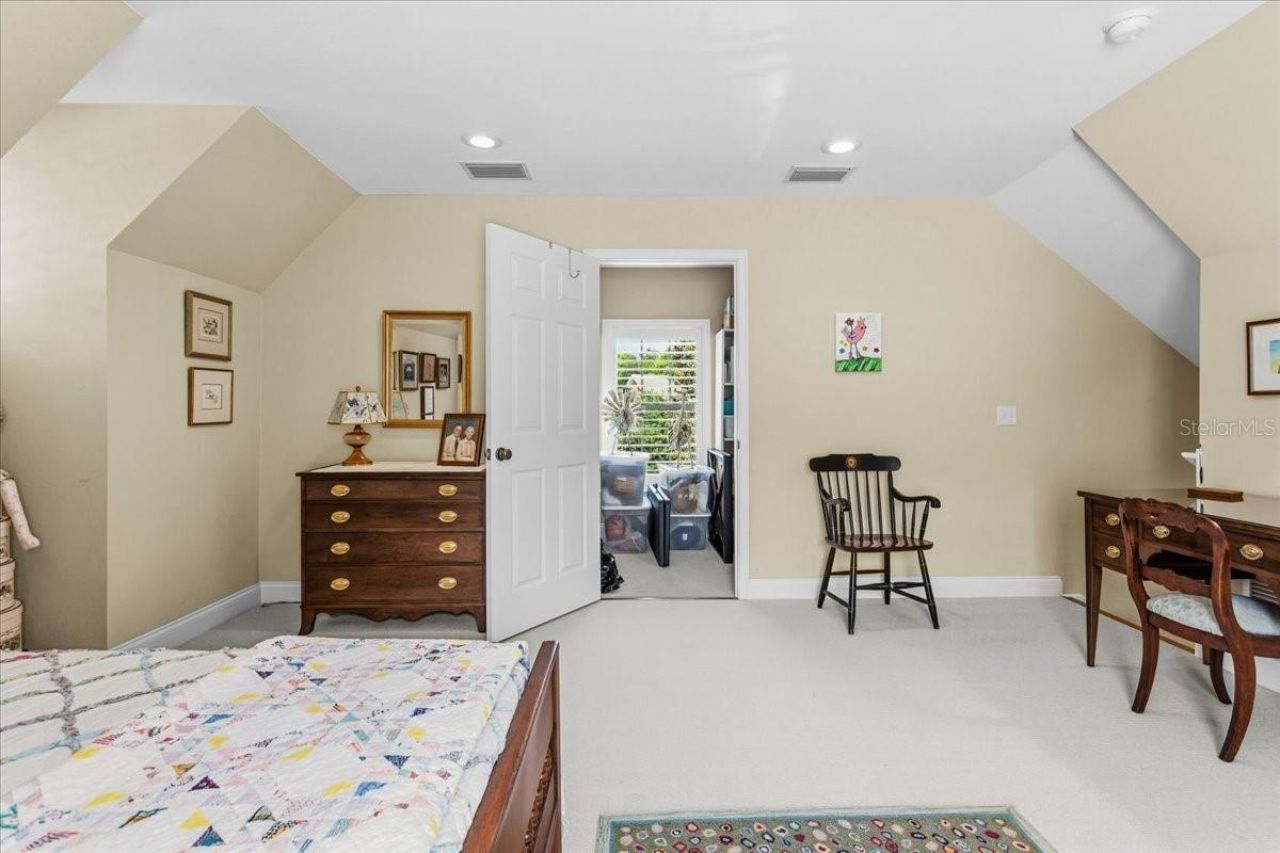 2772 NW 26th Place , Gainesville, FL 32605 Photo