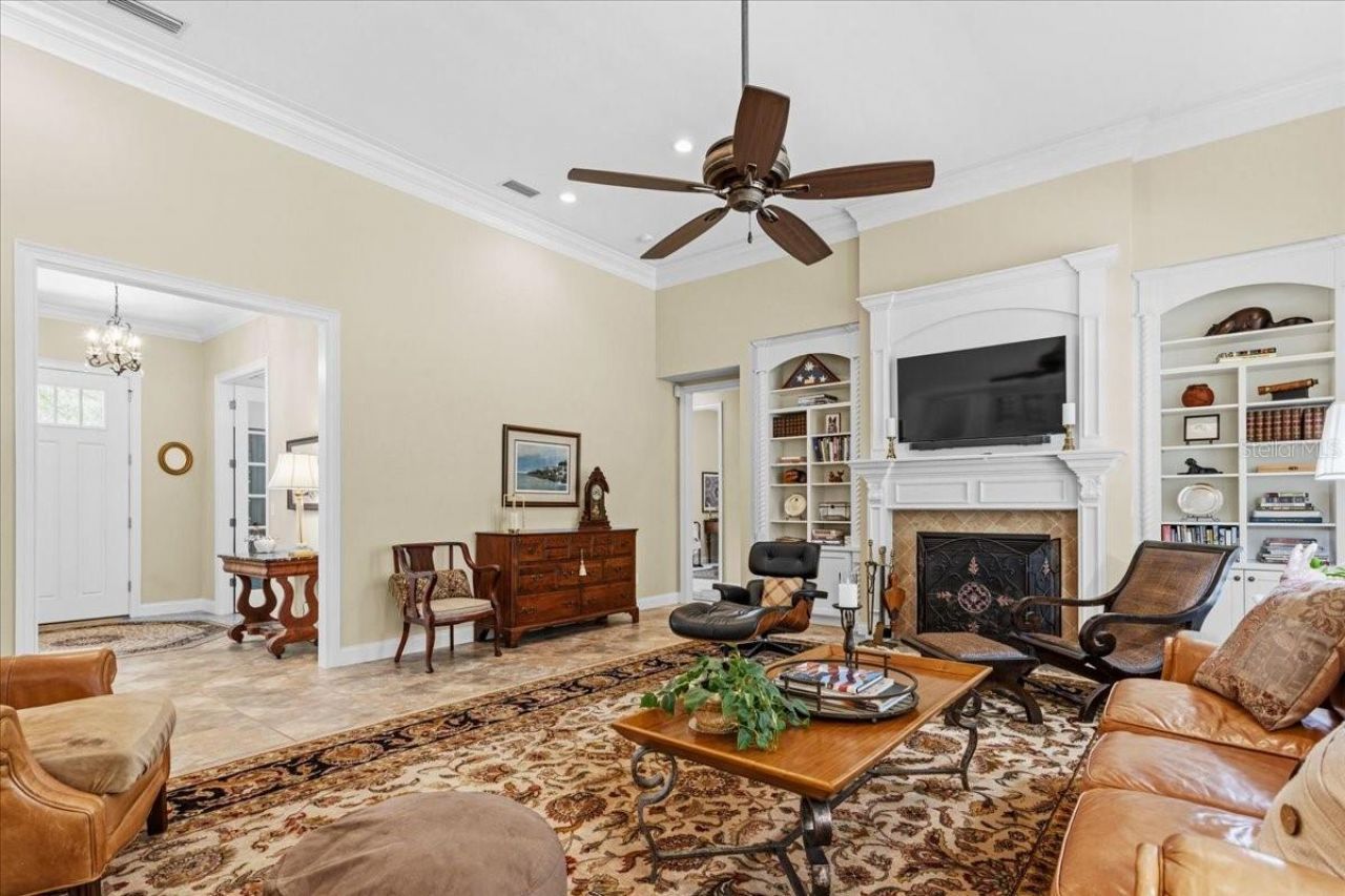 2772 NW 26th Place , Gainesville, FL 32605 Photo
