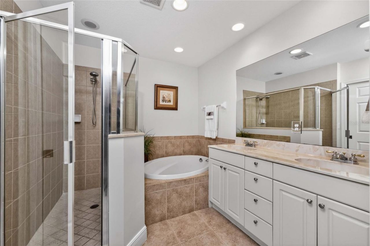 24351 Baltic Ave, Unit 203, Punta Gorda, FL 33955 Photo