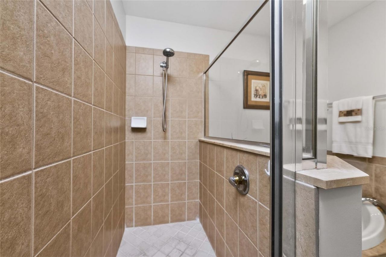 24351 Baltic Ave, Unit 203, Punta Gorda, FL 33955 Photo