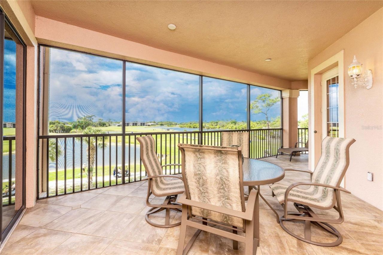 24351 Baltic Ave, Unit 203, Punta Gorda, FL 33955 Photo