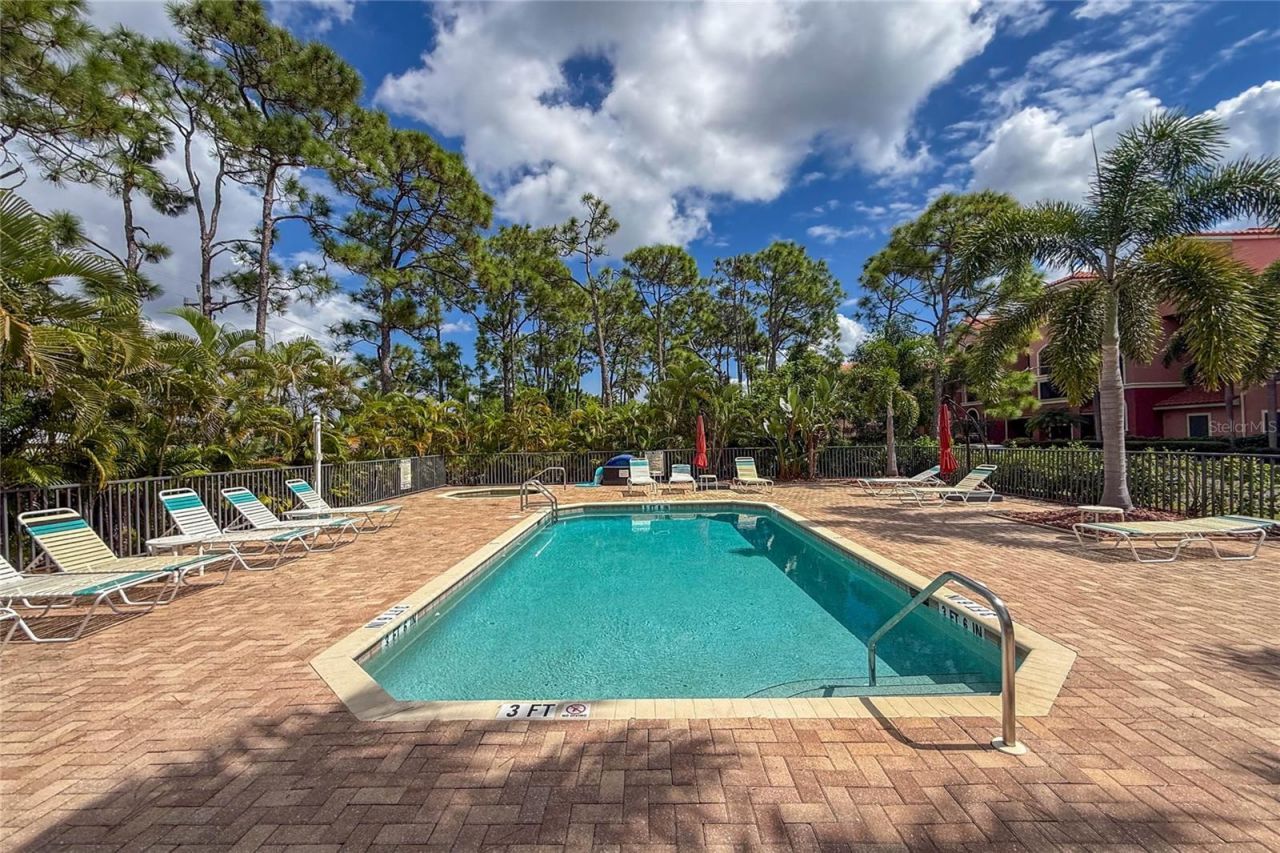 24351 Baltic Ave, Unit 203, Punta Gorda, FL 33955 Photo