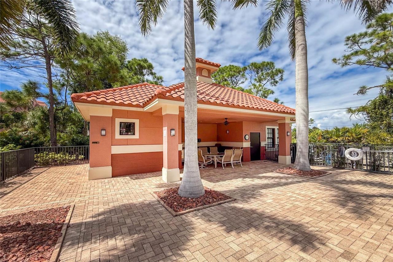 24351 Baltic Ave, Unit 203, Punta Gorda, FL 33955 Photo