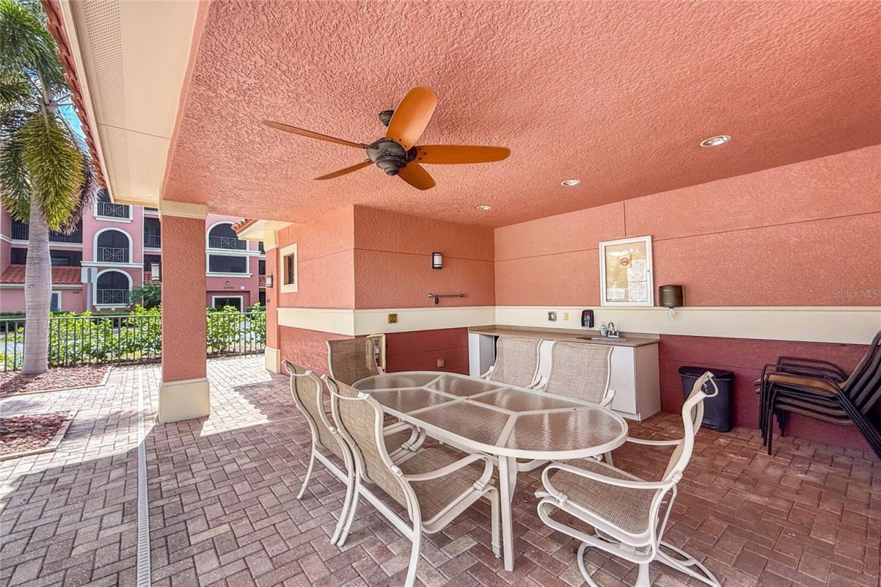 24351 Baltic Ave, Unit 203, Punta Gorda, FL 33955 Photo
