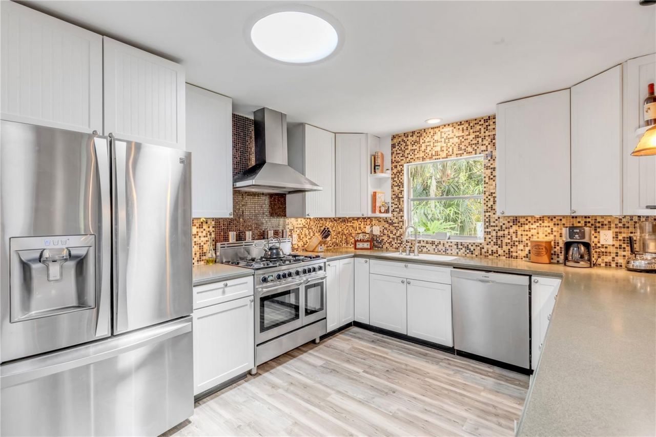 2806 Brookline Avenue, New Smyrna Beach, FL 32168 Photo