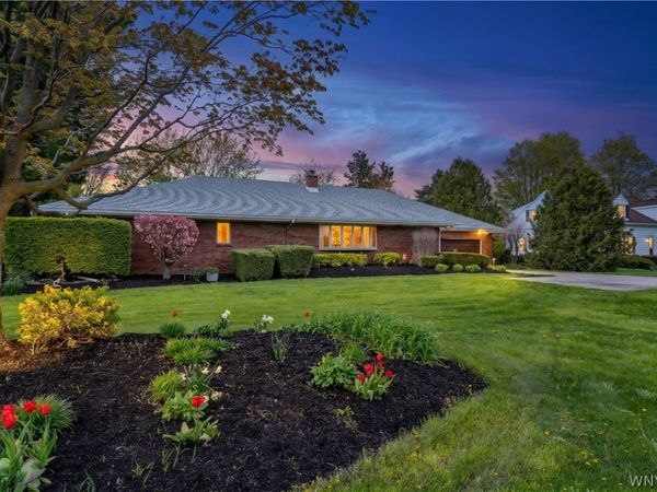 4115 Mapleton Road , Lockport, NY 14094
