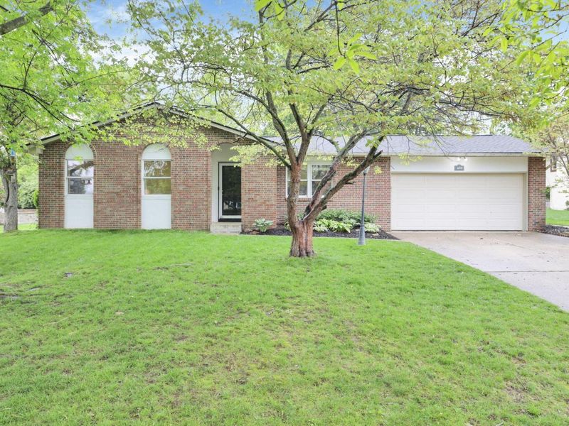 155 Vantage Point Place, Pickerington, OH 43147 Photo 2