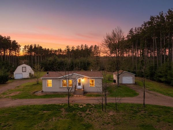 625 4th Avenue, Redgranite, WI 54970