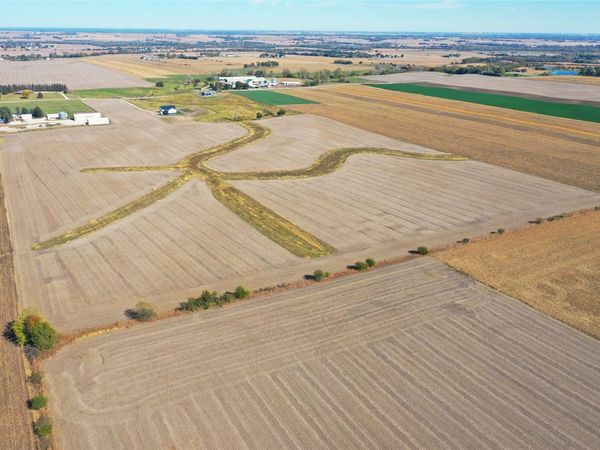 29550 200th Street , Dallas Center, IA 50063