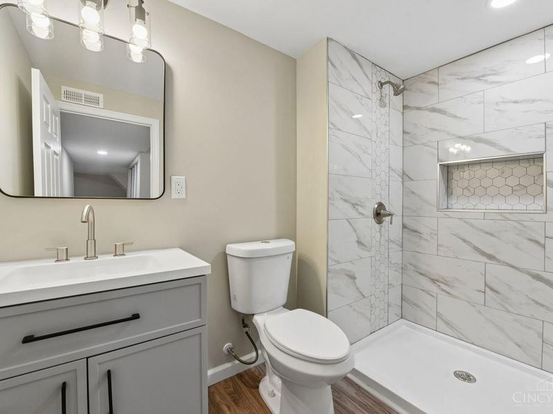 1718 Waltham Avenue, North College Hill, OH 45239 Photo 27