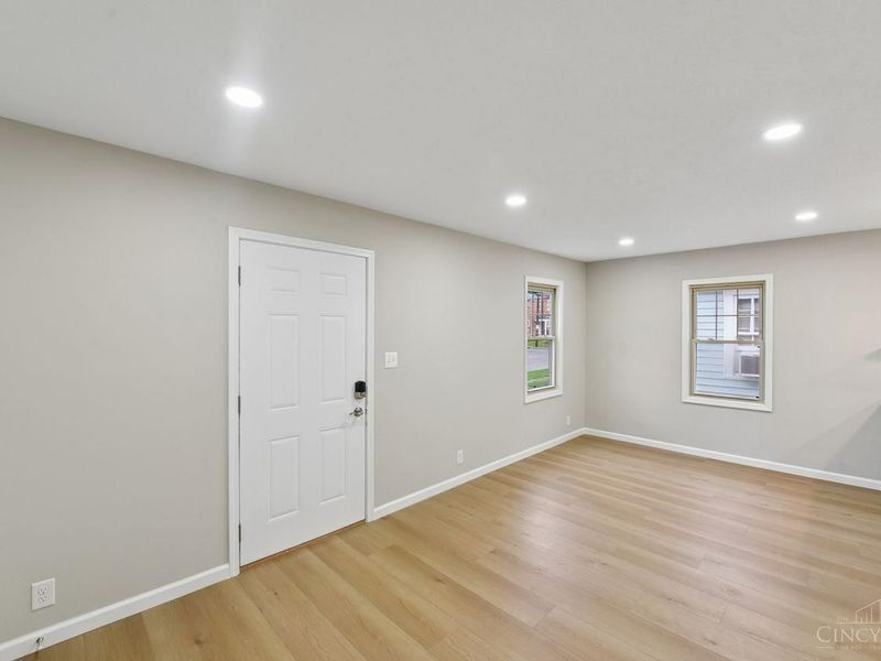 1718 Waltham Avenue, North College Hill, OH 45239 Photo 8