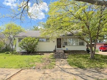 1016 Union Avenue NW, New Philadelphia, OH 44663