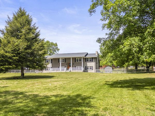 9035 Pleasant Lane, Ooltewah, TN 37363