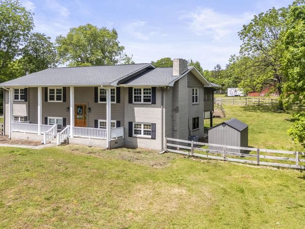 9035 Pleasant Lane, Ooltewah, TN 37363