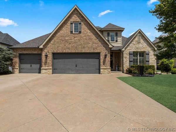 223 E 128th Street S, Jenks, OK 74037