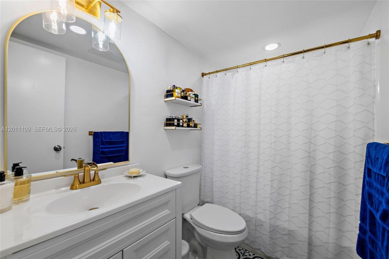 1100 SW 12th St , Unit 300, Fort Lauderdale, FL 33315 Photo