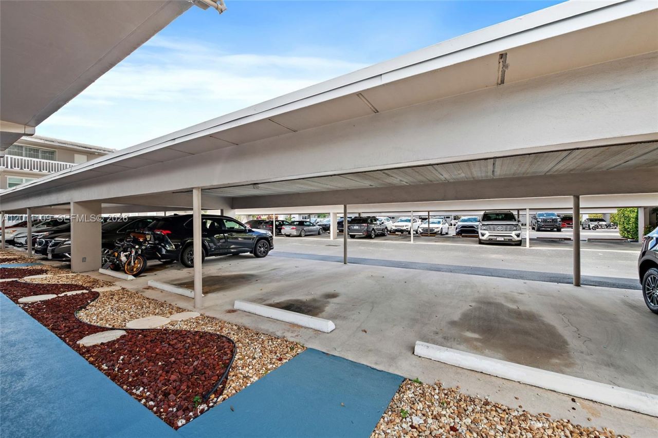 1100 SW 12th St , Unit 300, Fort Lauderdale, FL 33315 Photo