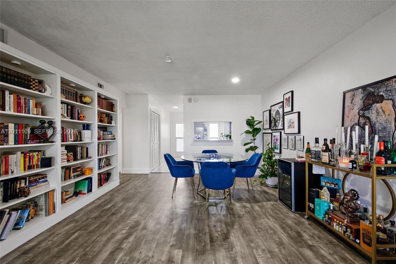 1100 SW 12th St , Unit 300, Fort Lauderdale, FL 33315 Photo