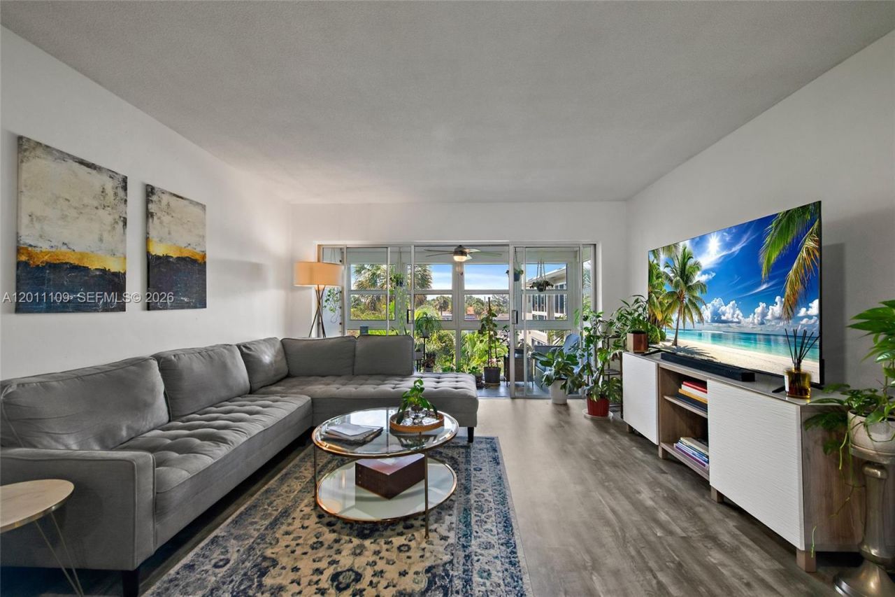 1100 SW 12th St , Unit 300, Fort Lauderdale, FL 33315 Photo