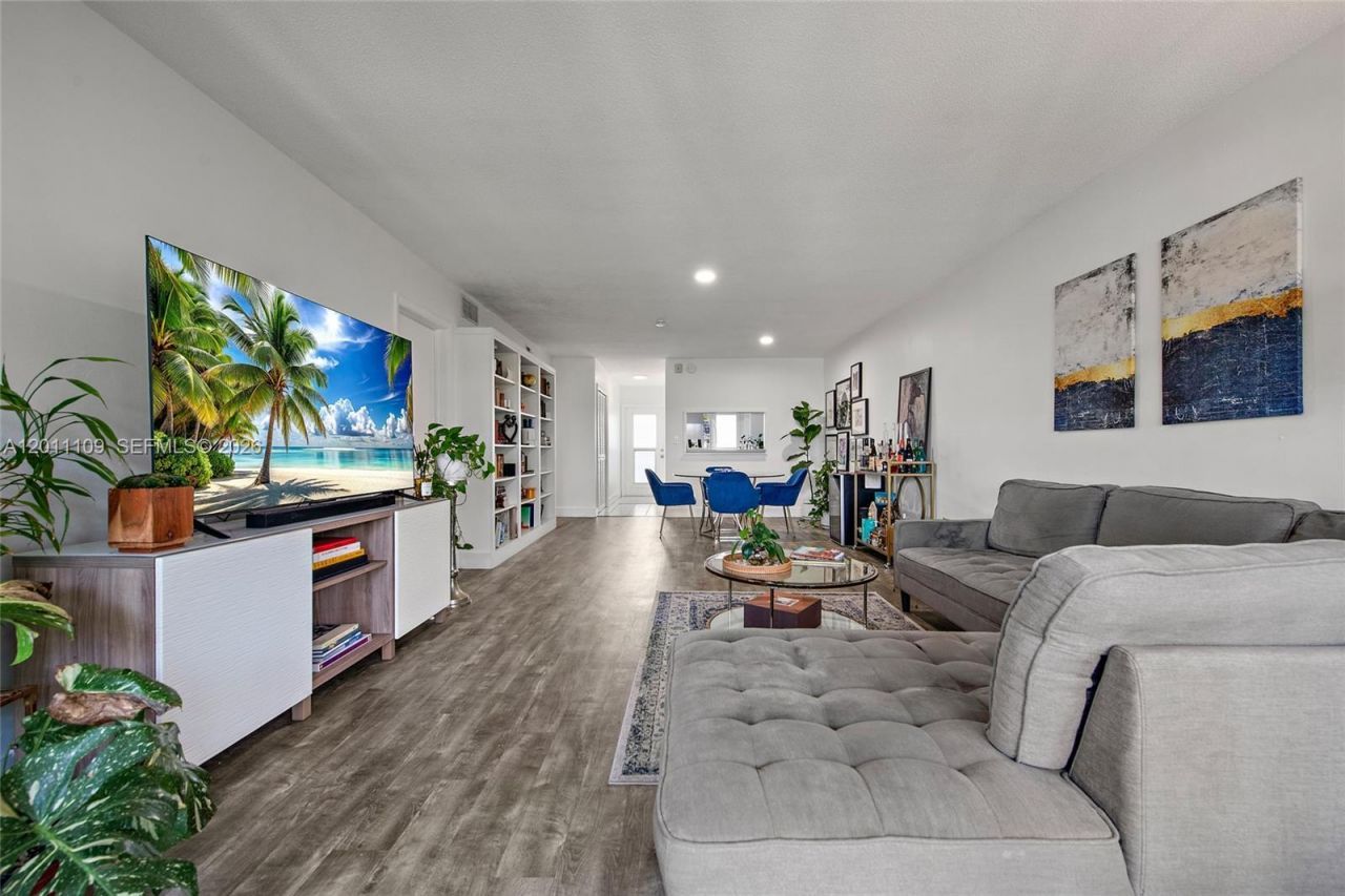 1100 SW 12th St , Unit 300, Fort Lauderdale, FL 33315 Photo