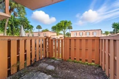 7151 Miami Lakes Dr , Unit P-22, Miami Lakes, FL 33014 Photo