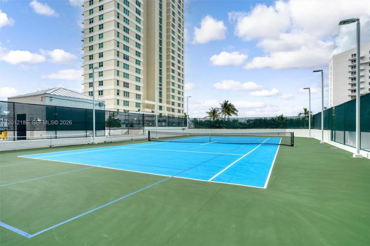 770 Claughton Island Dr , Unit 1114, Miami, FL 33131 Photo