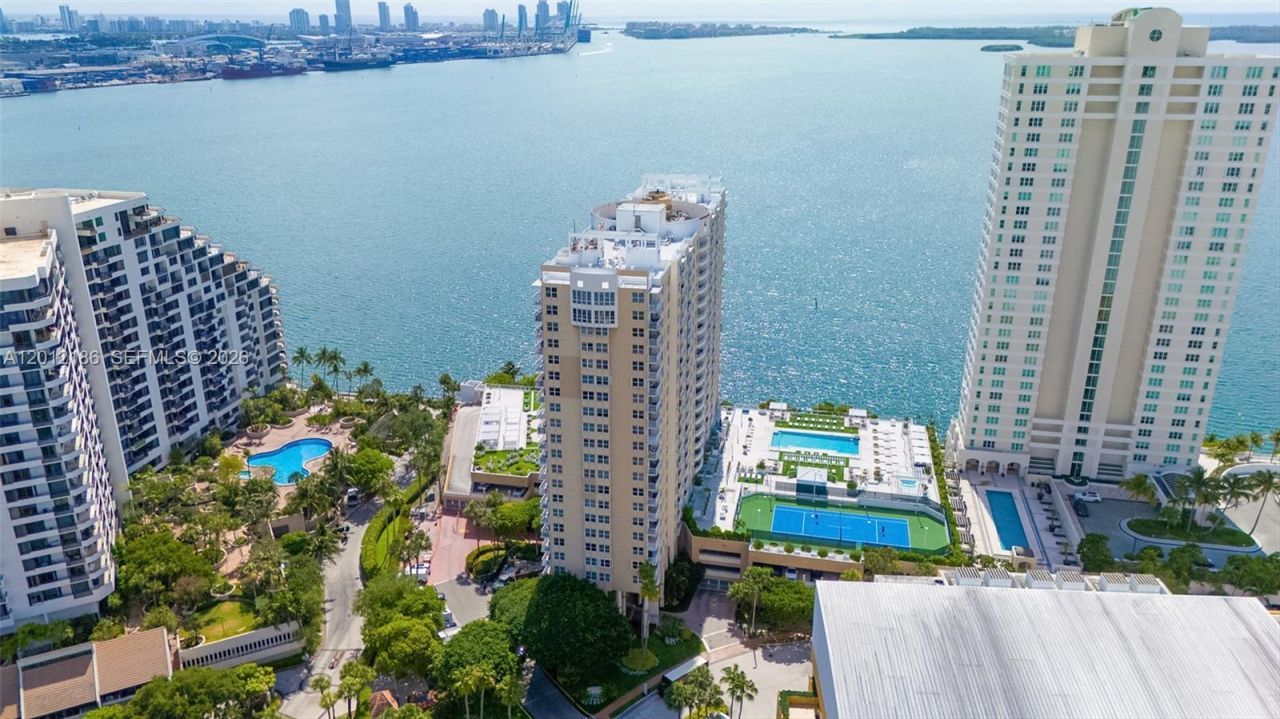 770 Claughton Island Dr, Unit 1114, Miami, FL 33131 Photo
