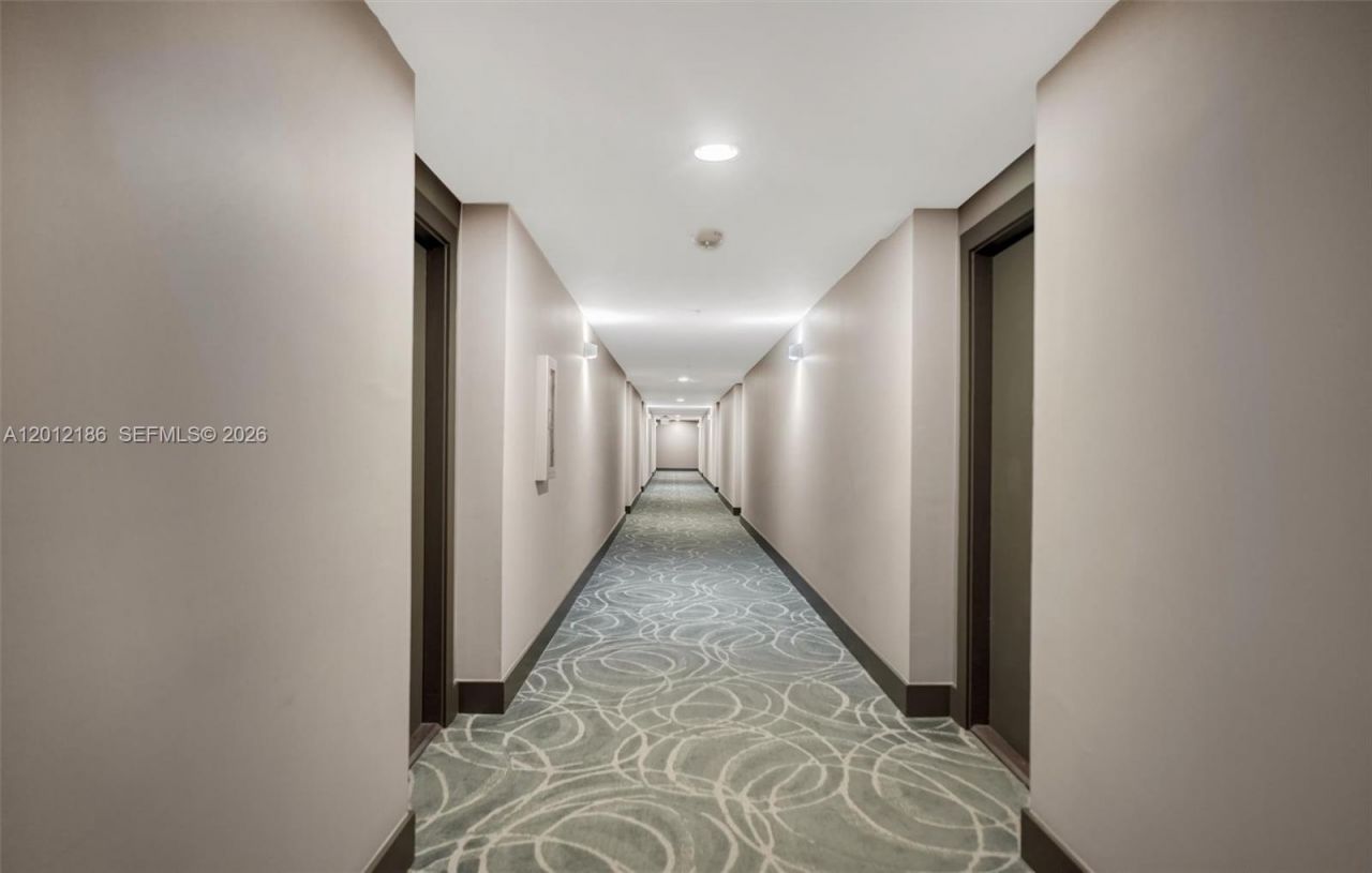 770 Claughton Island Dr , Unit 1114, Miami, FL 33131 Photo