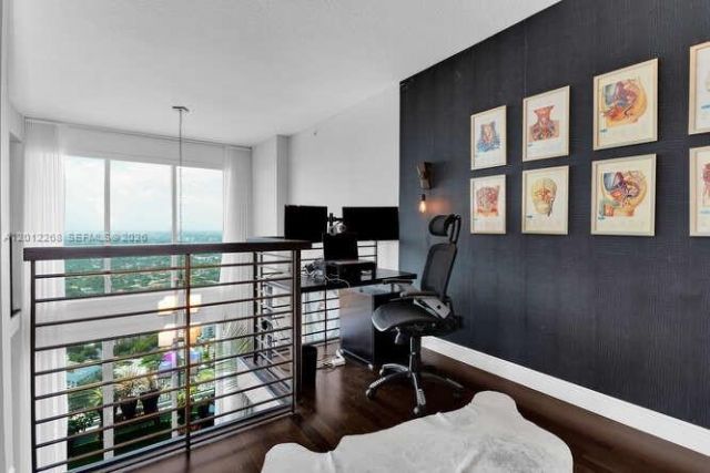 60 SW 13th St, Unit 4005, Miami, FL 33130 Photo