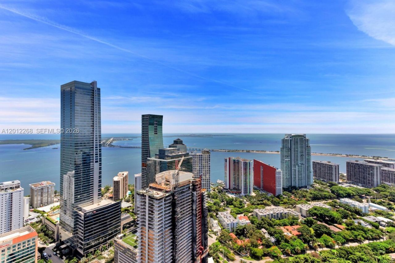 60 SW 13th St, Unit 4005, Miami, FL 33130 Photo