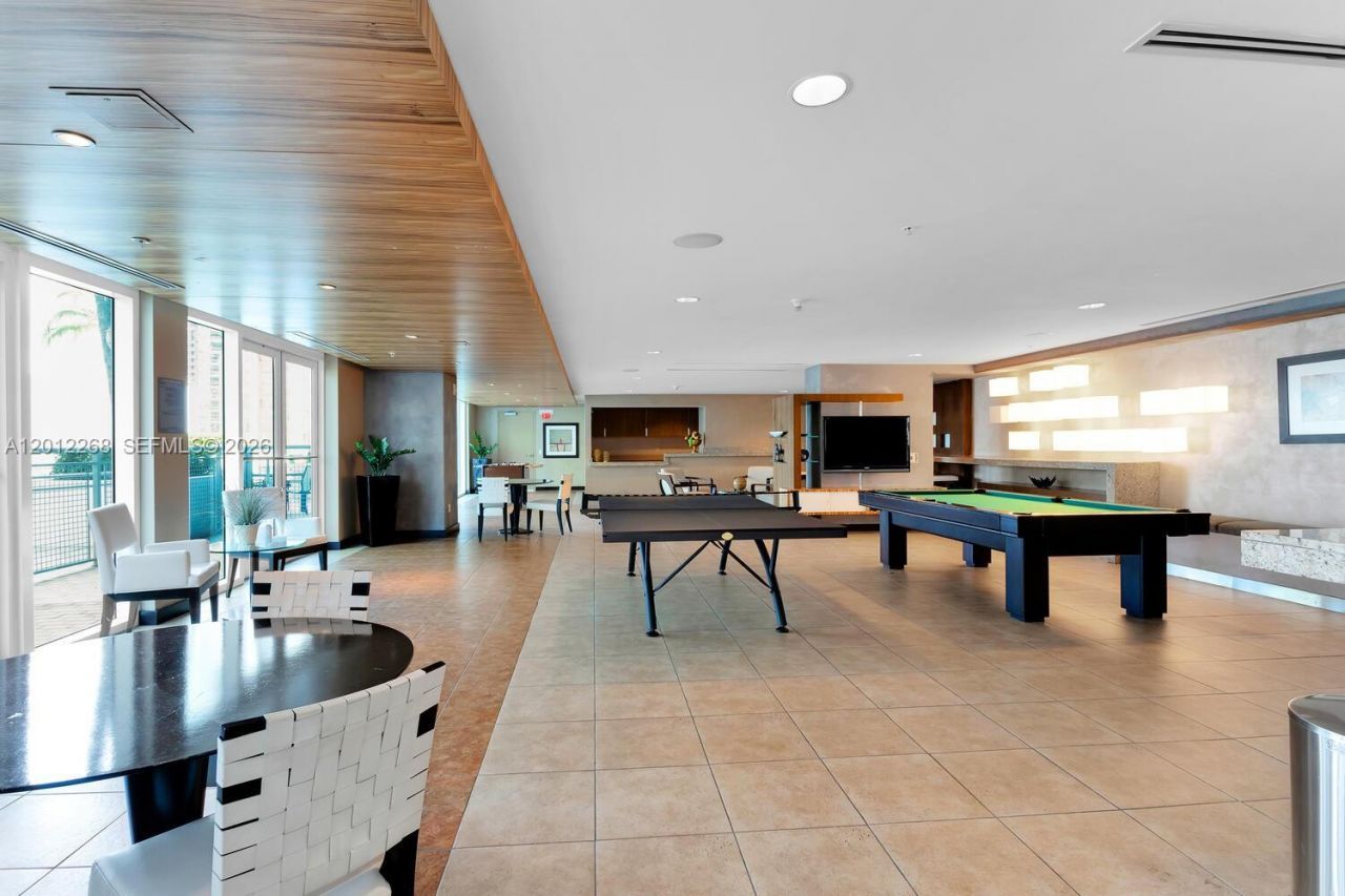 60 SW 13th St, Unit 4005, Miami, FL 33130 Photo