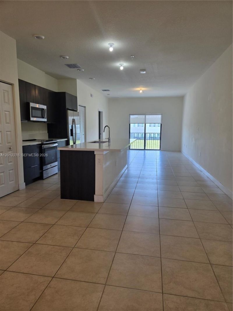 7819 NW 104th Ave, Unit 21, Doral, FL 33178 Photo