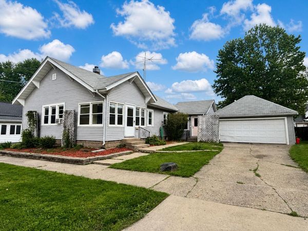 309 N Center Street, Flora, IN 46929
