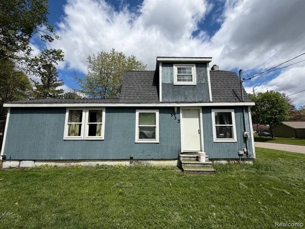 535 E Hubble Street, Hastings, MI 49058
