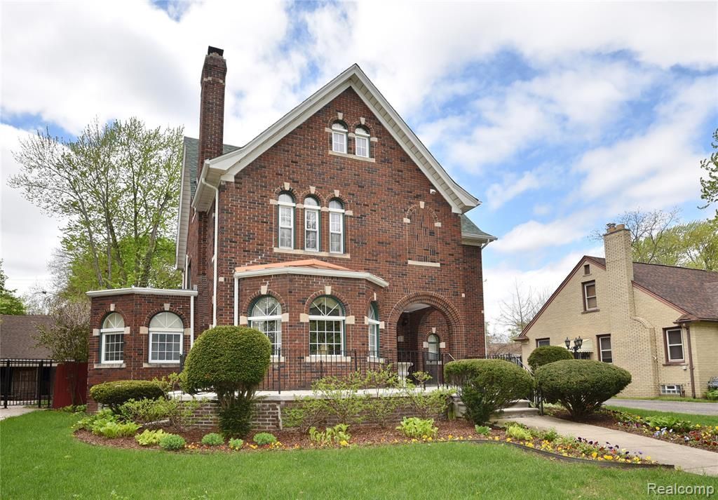 14127 Woodmont Avenue, Detroit, MI 48227 Main Photo