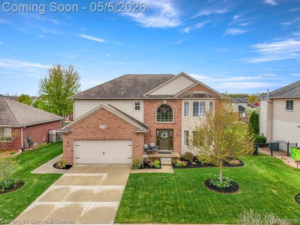 22254 Rhys Drive, Macomb Twp, MI 48042