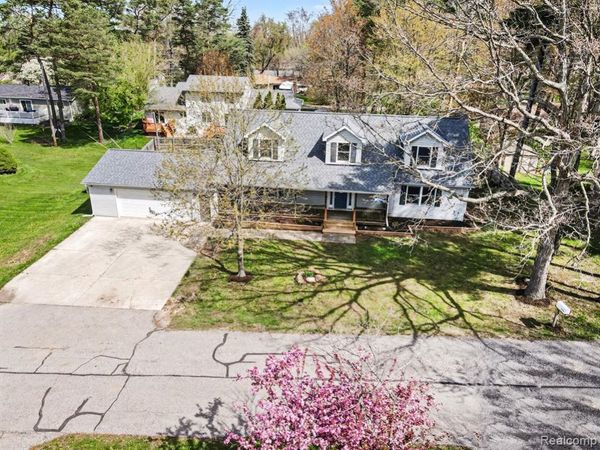 2473 Rose Street, Oceola Twp, MI 48843
