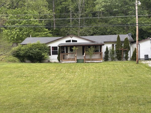 5331 Newcomb Creek Road, Huntington, WV 25704