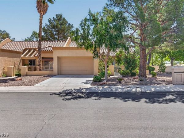 2828 Billy Casper Drive , Las Vegas, NV 89134