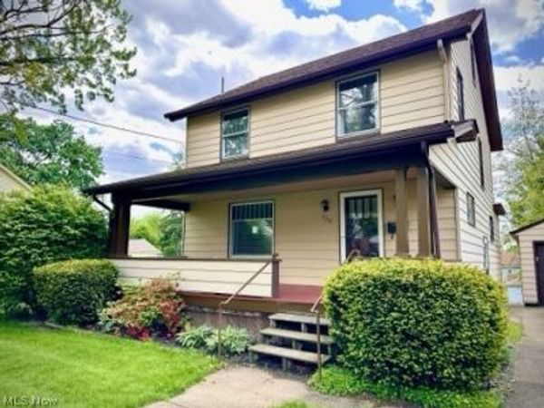530 N Bentley , Niles, OH 44446