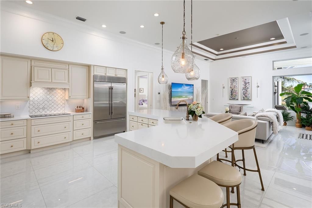 8037 Vera Cruz Way, Naples, FL 34109 Photo