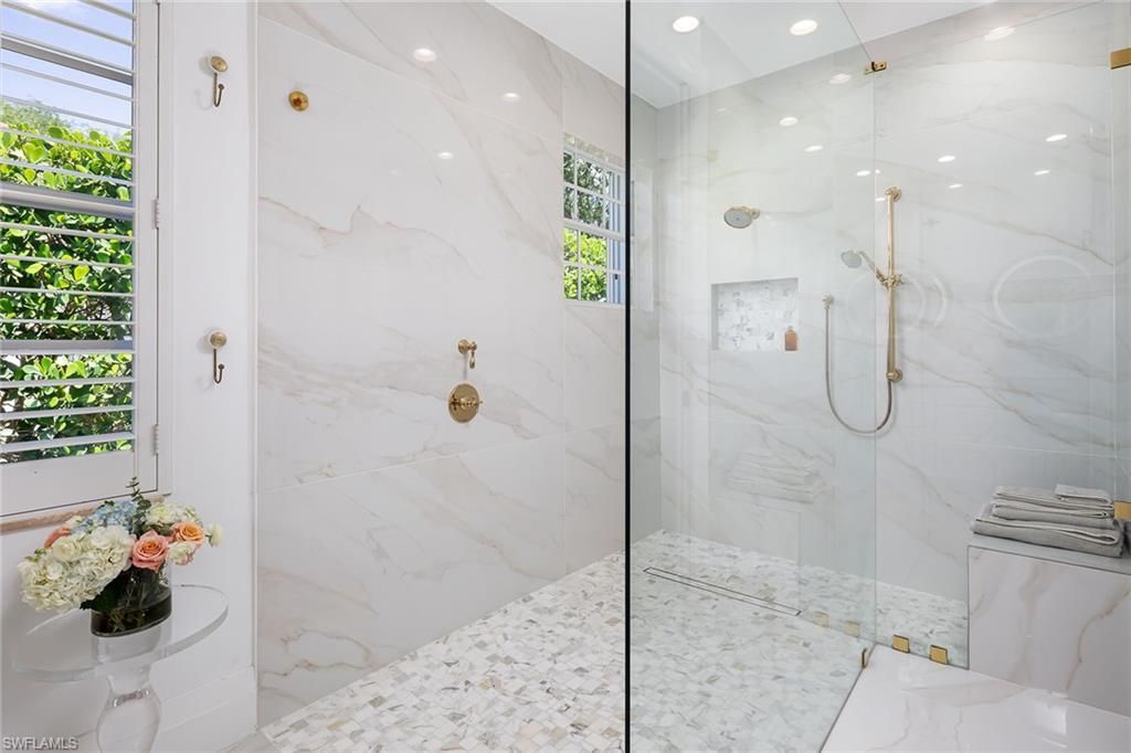 8037 Vera Cruz Way, Naples, FL 34109 Photo