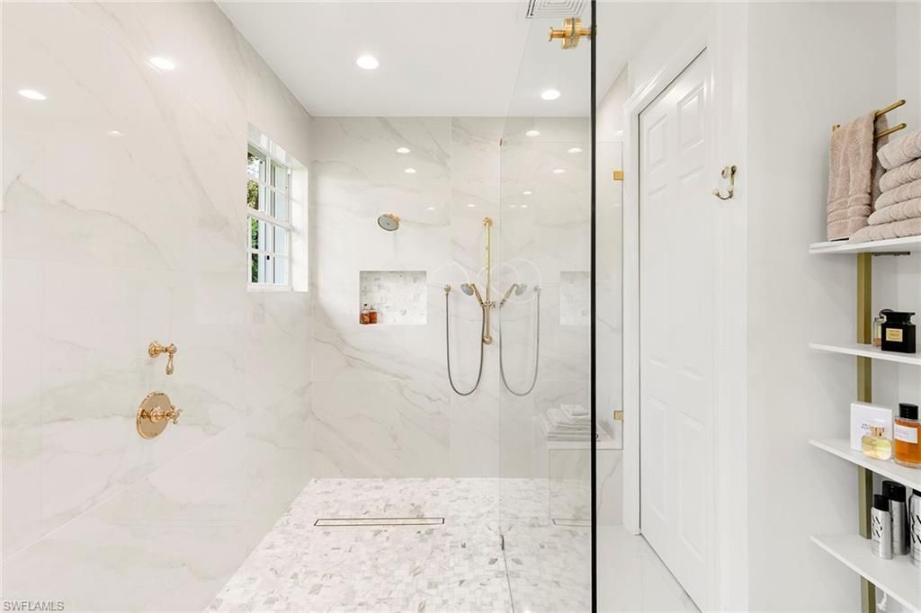8037 Vera Cruz Way, Naples, FL 34109 Photo