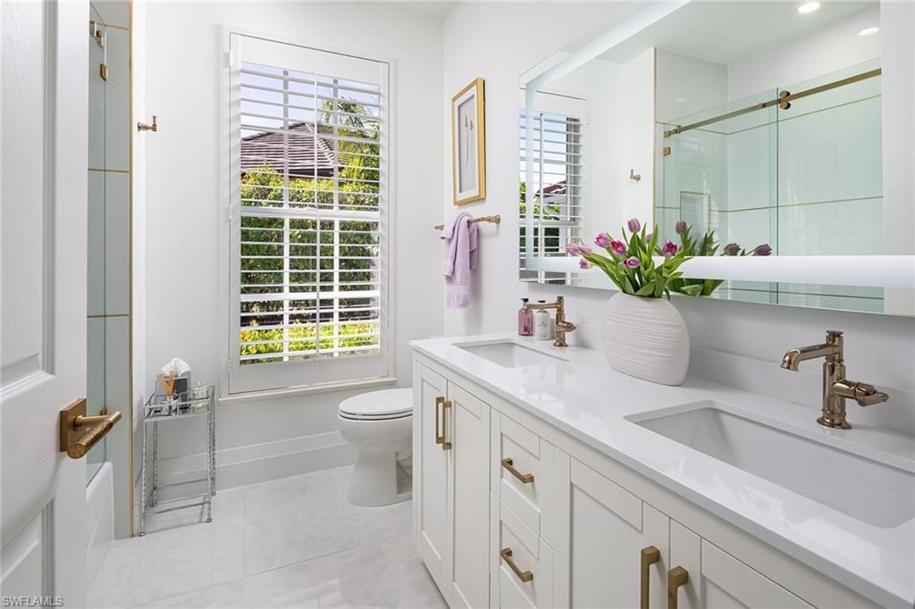 8037 Vera Cruz Way, Naples, FL 34109 Photo