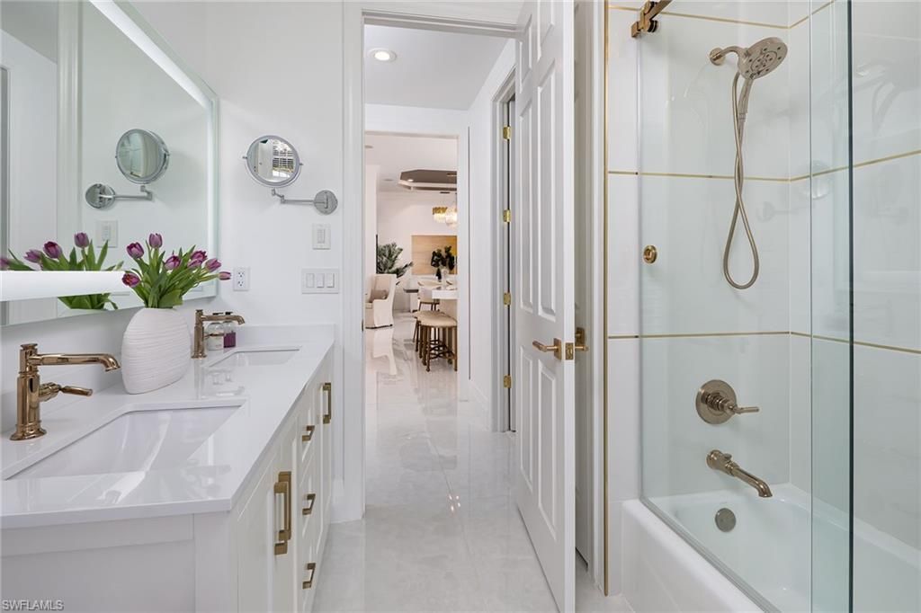 8037 Vera Cruz Way, Naples, FL 34109 Photo