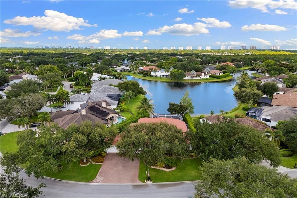 8037 Vera Cruz Way, Naples, FL 34109 Photo