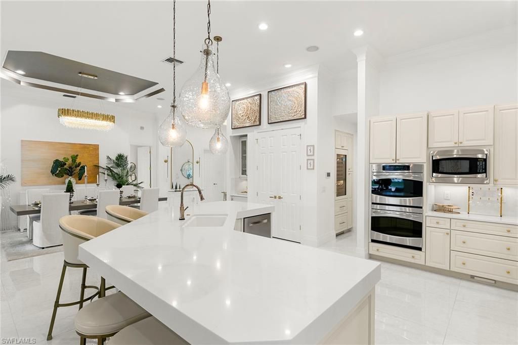 8037 Vera Cruz Way, Naples, FL 34109 Photo