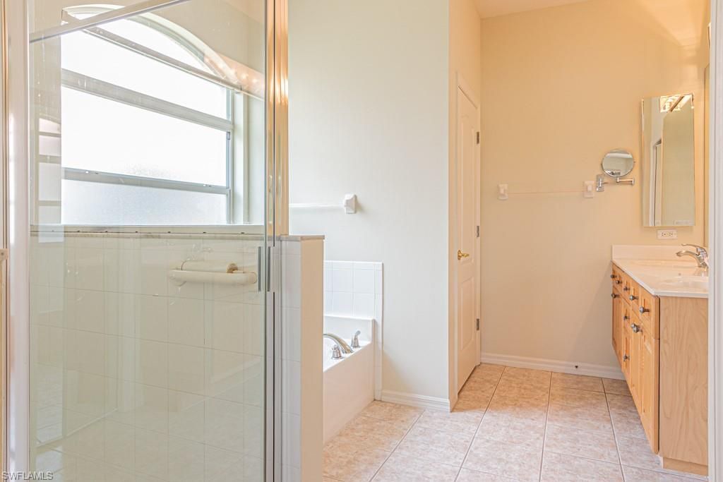 1992 Crestview Way, Unit A95, Naples, FL 34119 Photo